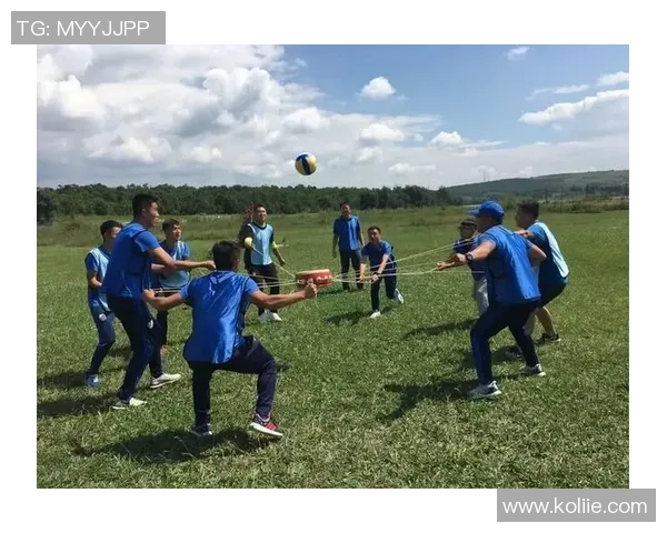 业余足球团队如何提升团队凝聚力与竞技水平的有效策略与实践分享