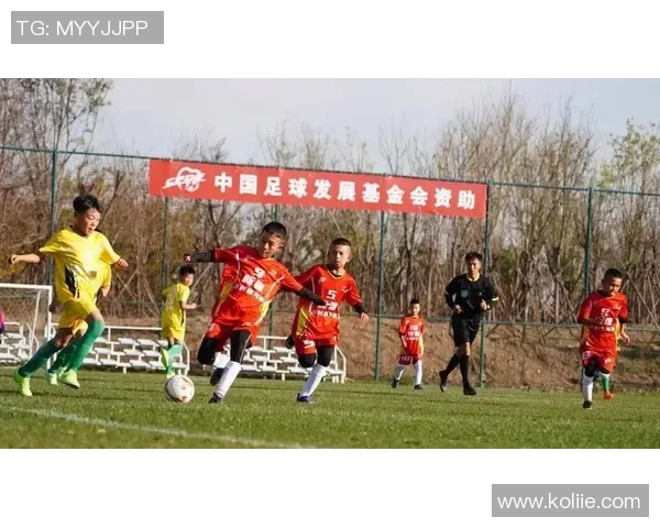 朱雀门足球:传承与创新的结合,助力青少年成长与竞技梦想实现 朱雀门足球:传承与创新的结合,助力青少年成长与竞技梦想实现