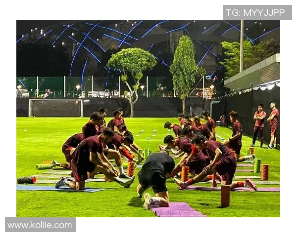 足球如同人生的舞台每一次进球都是努力与坚持的结晶 足球如同人生的舞台每一次进球都是努力与坚持的结晶